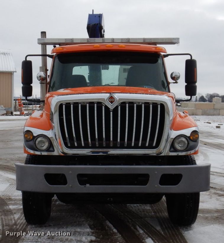 image for item IM9779 2012 International WorkStar 7400  crane truck