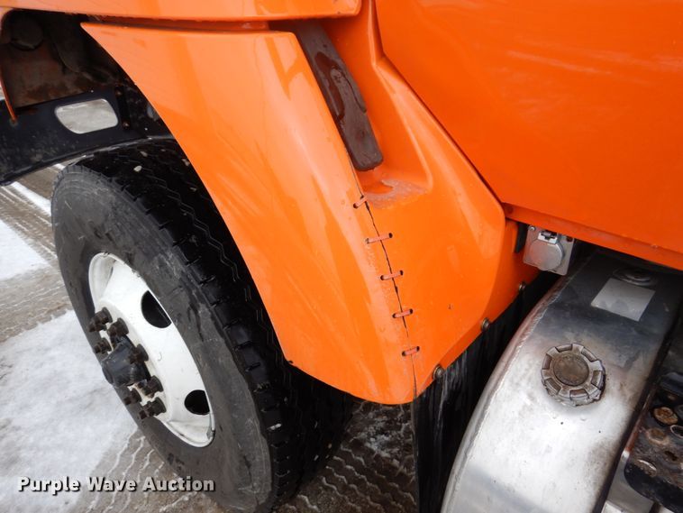 image for item IM9779 2012 International WorkStar 7400  crane truck