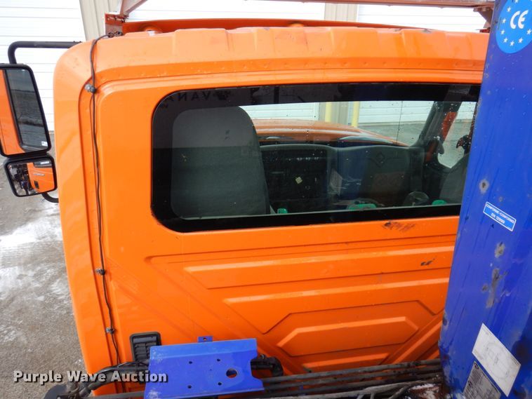 image for item IM9779 2012 International WorkStar 7400  crane truck