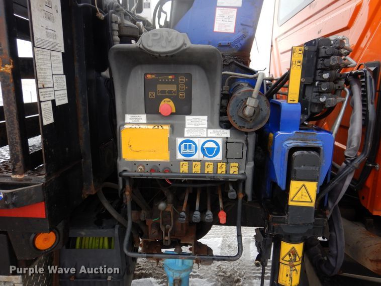 image for item IM9779 2012 International WorkStar 7400  crane truck