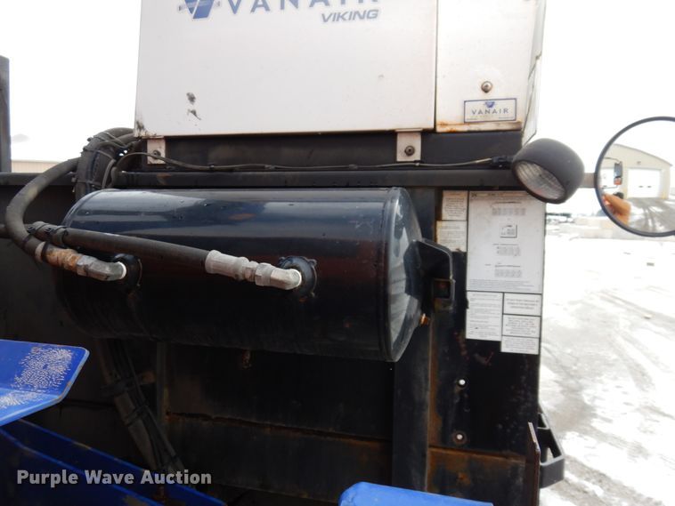 image for item IM9779 2012 International WorkStar 7400  crane truck