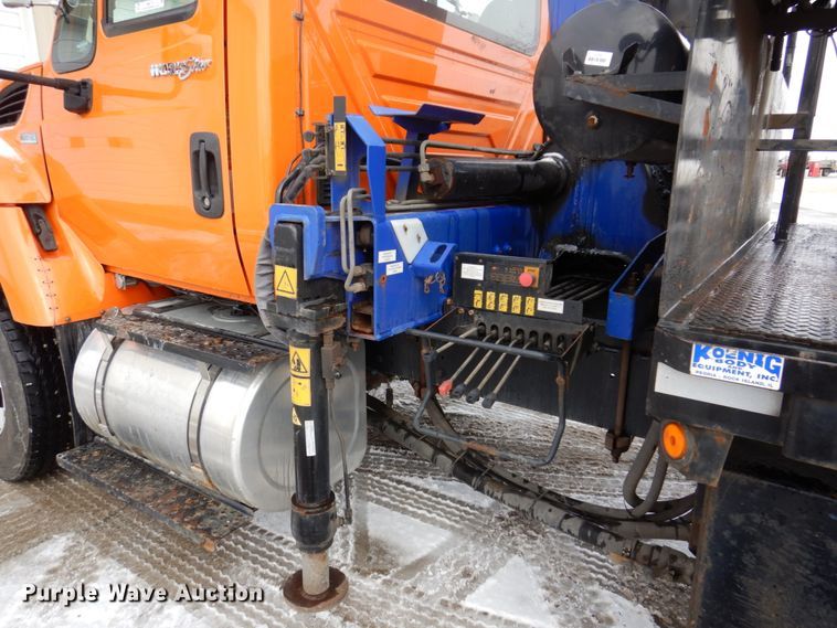 image for item IM9779 2012 International WorkStar 7400  crane truck