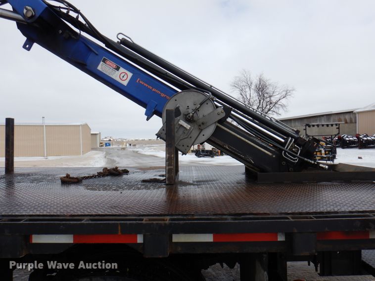 image for item IM9779 2012 International WorkStar 7400  crane truck