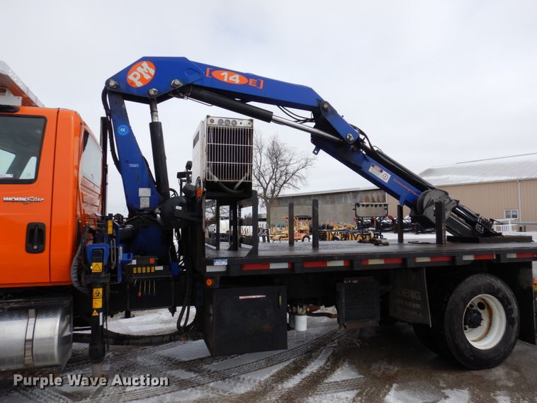 image for item IM9779 2012 International WorkStar 7400  crane truck