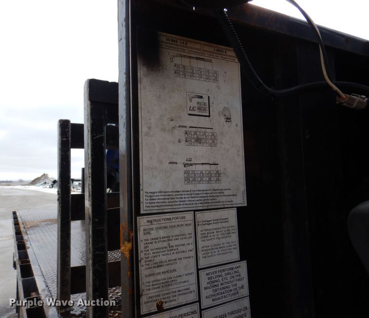 image for item IM9779 2012 International WorkStar 7400  crane truck