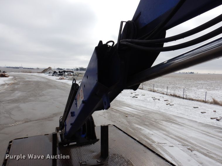 image for item IM9779 2012 International WorkStar 7400  crane truck