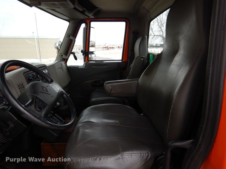 image for item IM9779 2012 International WorkStar 7400  crane truck