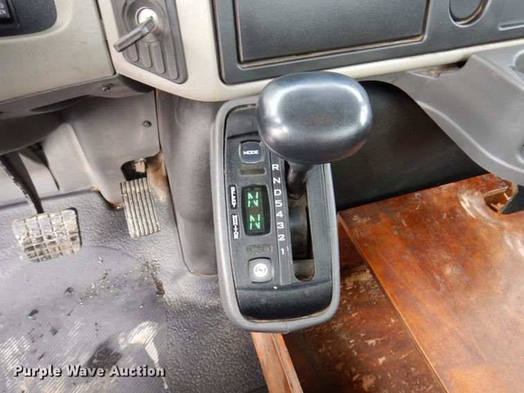 image for item IM9779 2012 International WorkStar 7400  crane truck