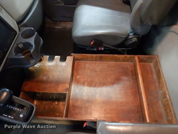 image for item IM9779 2012 International WorkStar 7400  crane truck