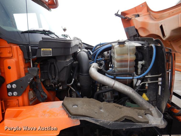 image for item IM9779 2012 International WorkStar 7400  crane truck