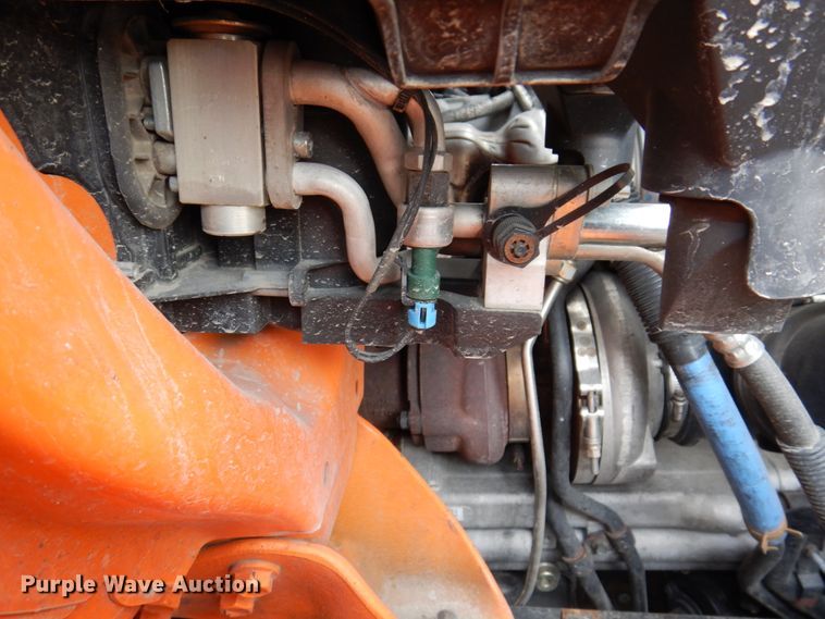 image for item IM9779 2012 International WorkStar 7400  crane truck