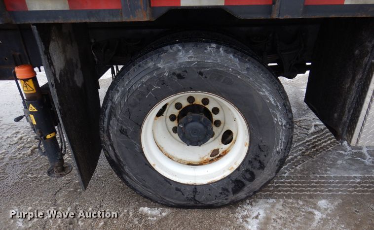 image for item IM9779 2012 International WorkStar 7400  crane truck