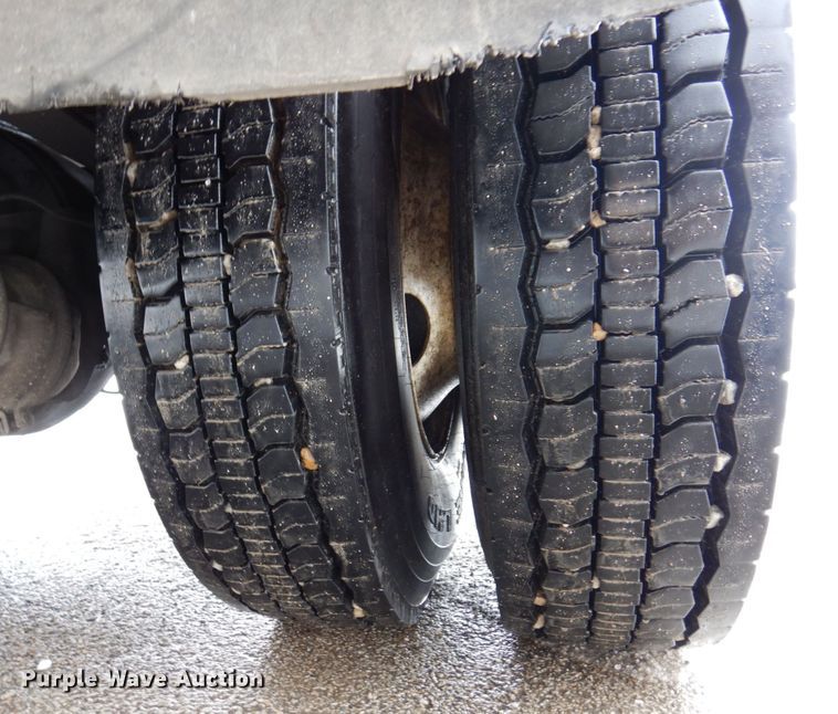 image for item IM9779 2012 International WorkStar 7400  crane truck