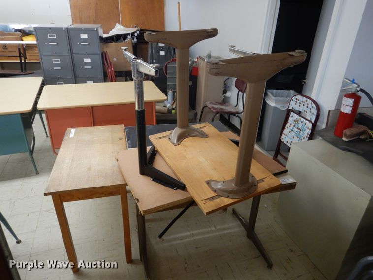 image for item IU9788 (5) desks