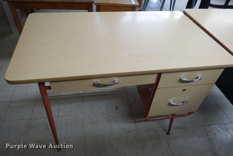 image for item IU9789 (2) desks