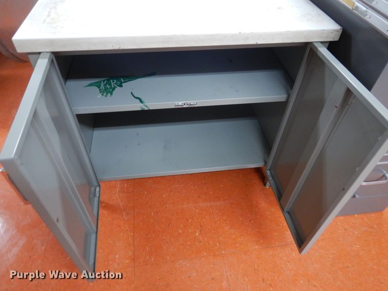 image for item IU9803 Office supplies