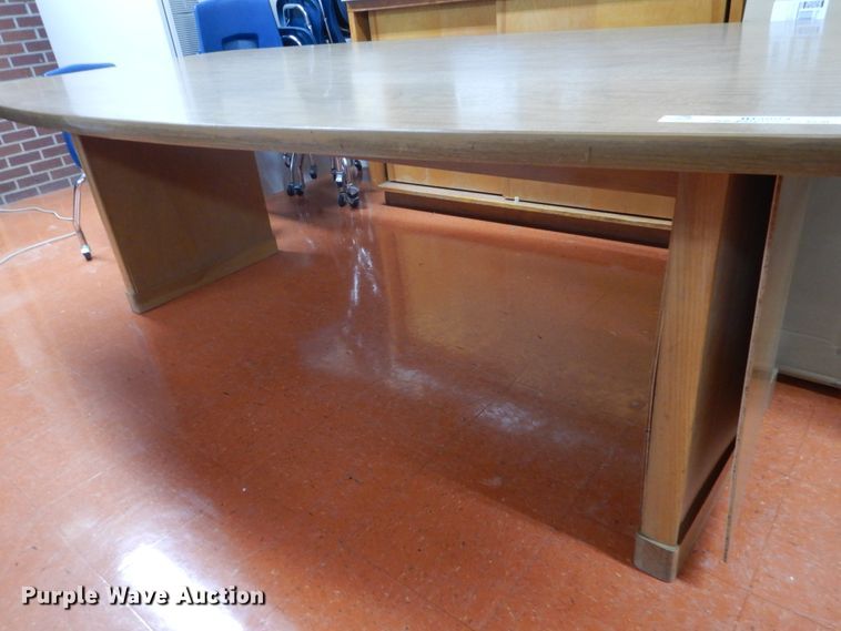 image for item IU9804 Conference table