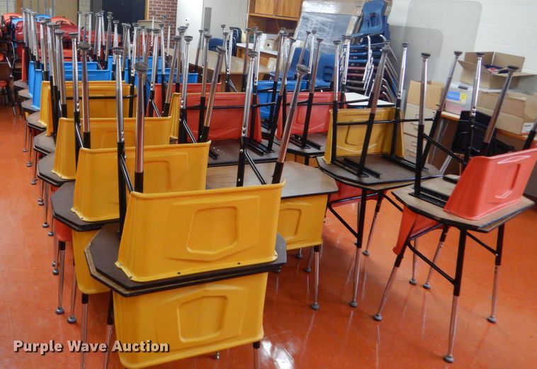 image for item IU9805 (40) desks