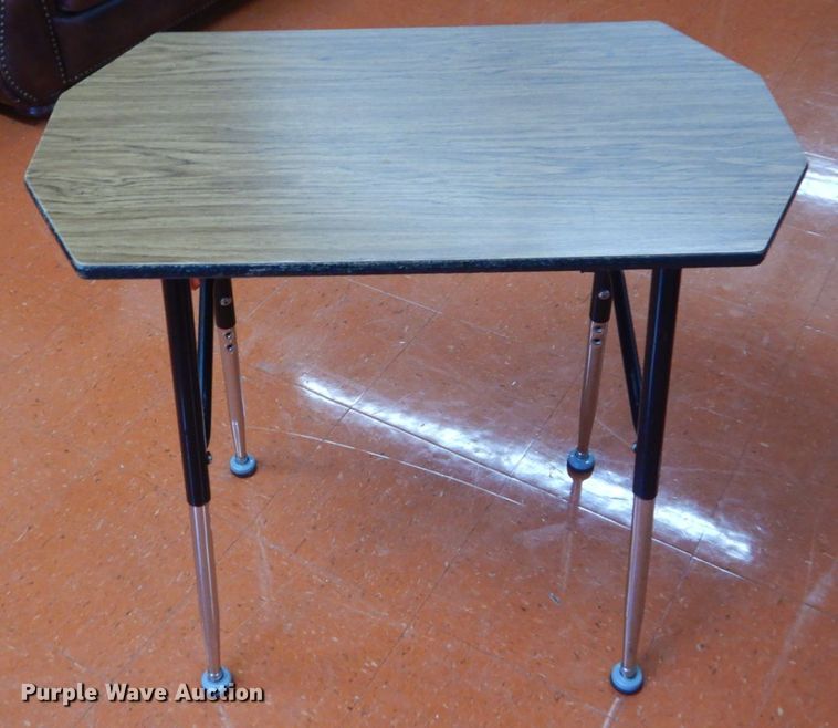 image for item IU9805 (40) desks