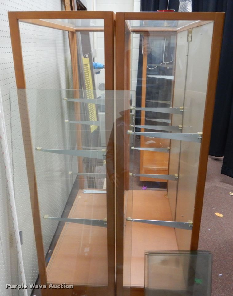 image for item IU9808 (3) trophy cases
