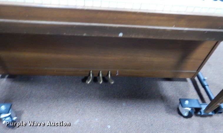 image for item IU9809 Music equipment