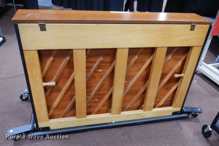 image for item IU9809 Music equipment