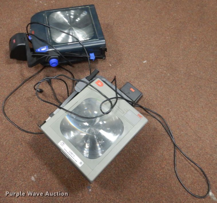 image for item IU9810 (3) 3M projectors