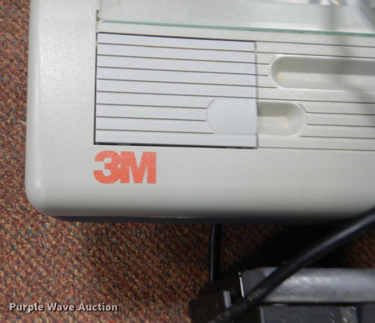 image for item IU9810 (3) 3M projectors