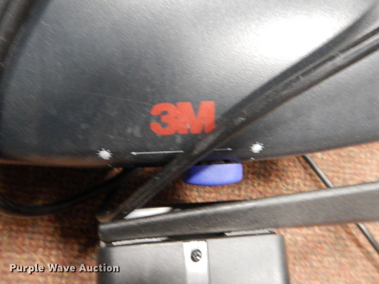 image for item IU9810 (3) 3M projectors