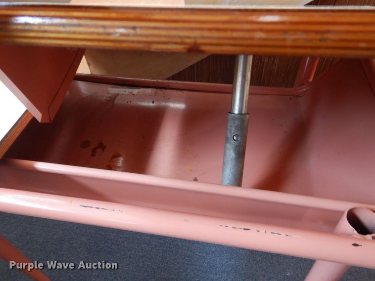 image for item IU9817 (3) graphing desks