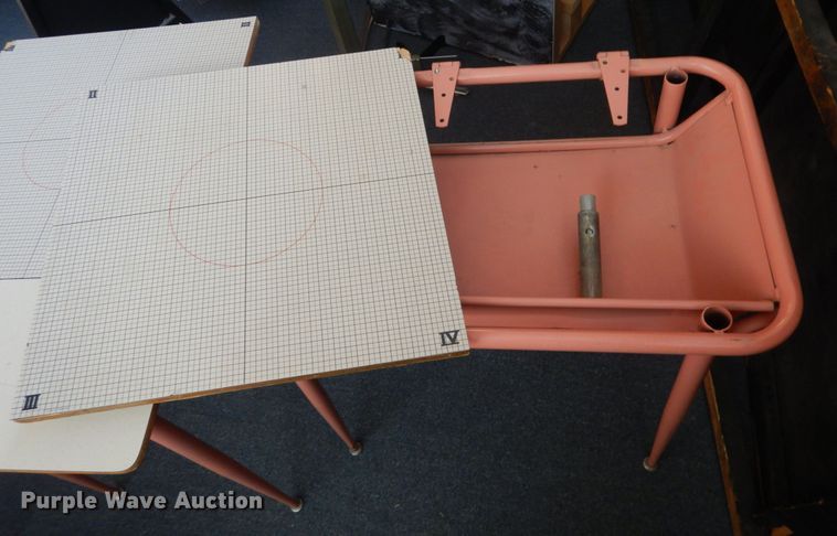 image for item IU9817 (3) graphing desks