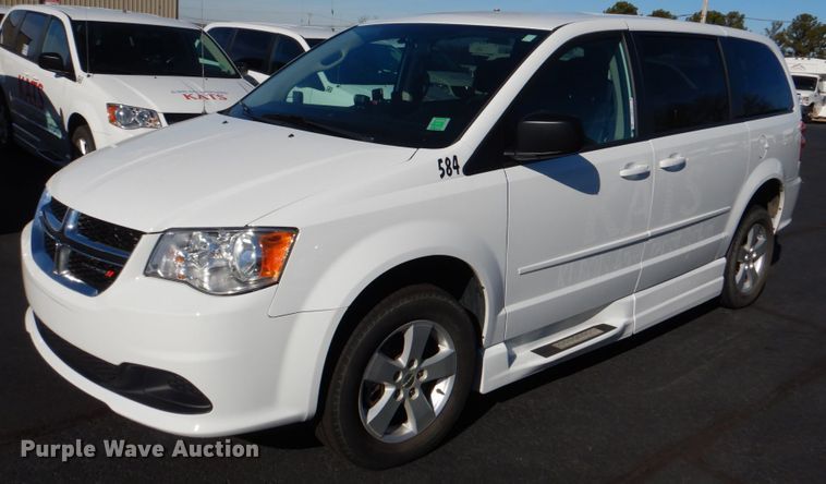 image for item JD9444 2017 Dodge Grand Caravan  handicap accessible van