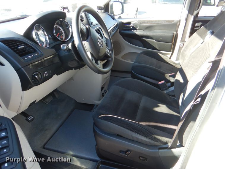 image for item JD9444 2017 Dodge Grand Caravan  handicap accessible van