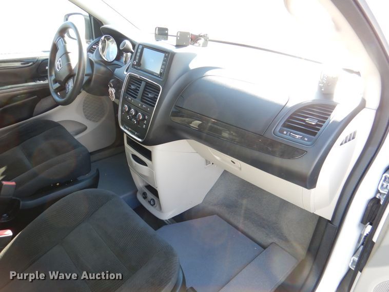 image for item JD9444 2017 Dodge Grand Caravan  handicap accessible van