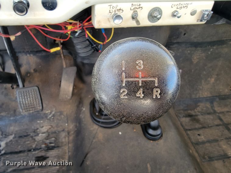 image for item JE9911 1974 Ford F600  pumper fire truck