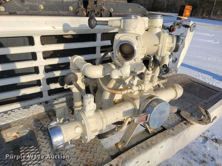 image for item JE9911 1974 Ford F600  pumper fire truck