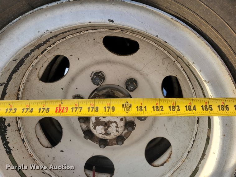 image for item JE9911 1974 Ford F600  pumper fire truck