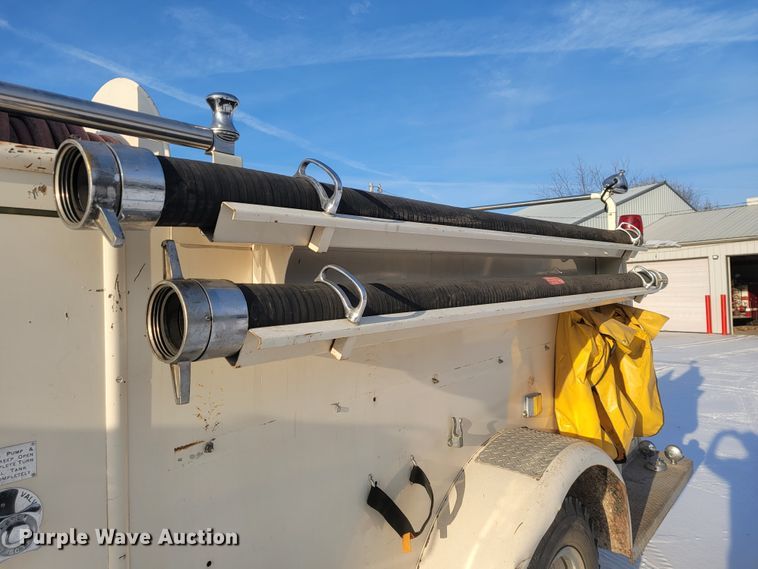 image for item JE9911 1974 Ford F600  pumper fire truck