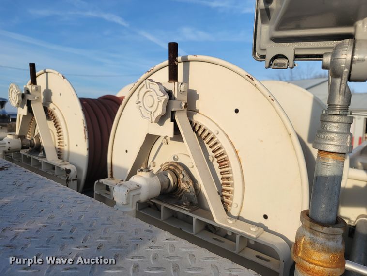 image for item JE9911 1974 Ford F600  pumper fire truck