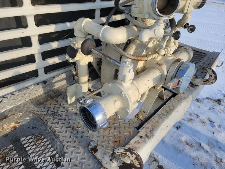 image for item JE9911 1974 Ford F600  pumper fire truck