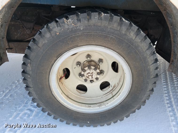 image for item JE9911 1974 Ford F600  pumper fire truck