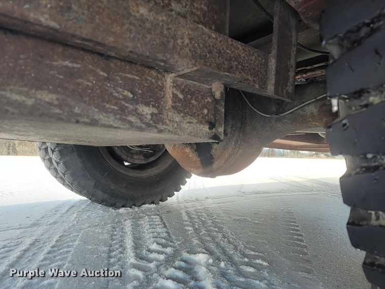 image for item JE9911 1974 Ford F600  pumper fire truck