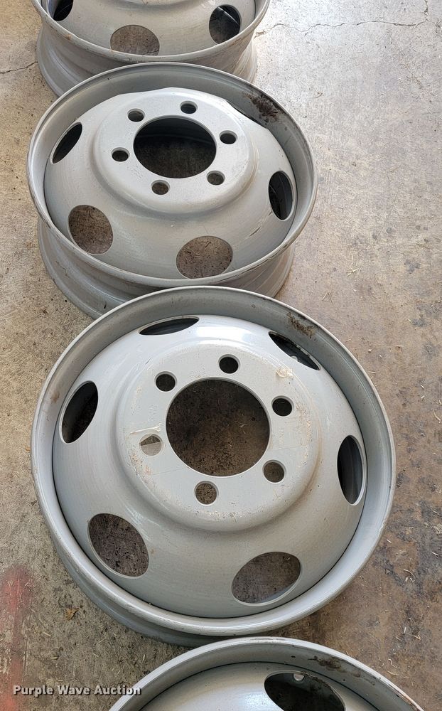 image for item JE9911 1974 Ford F600  pumper fire truck