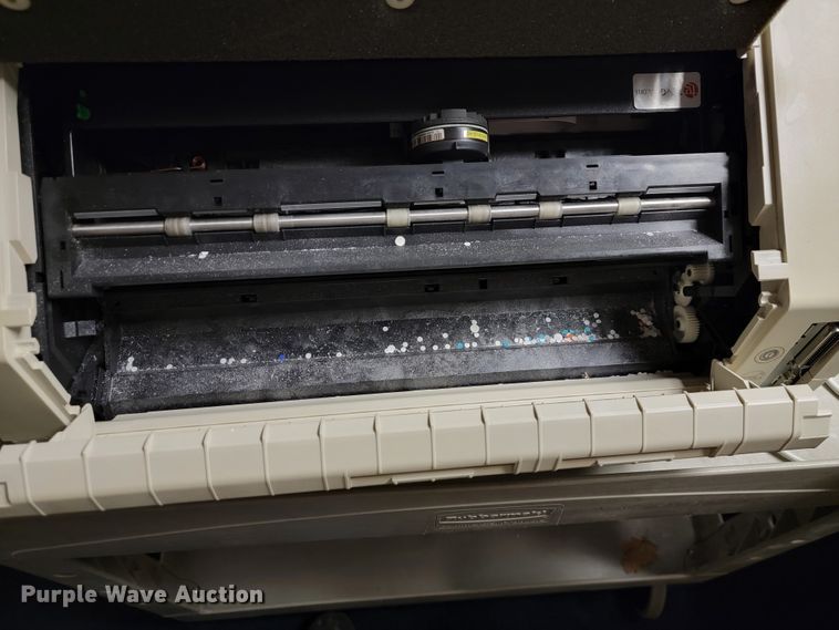 image for item JE9920 Office supplies and equipment