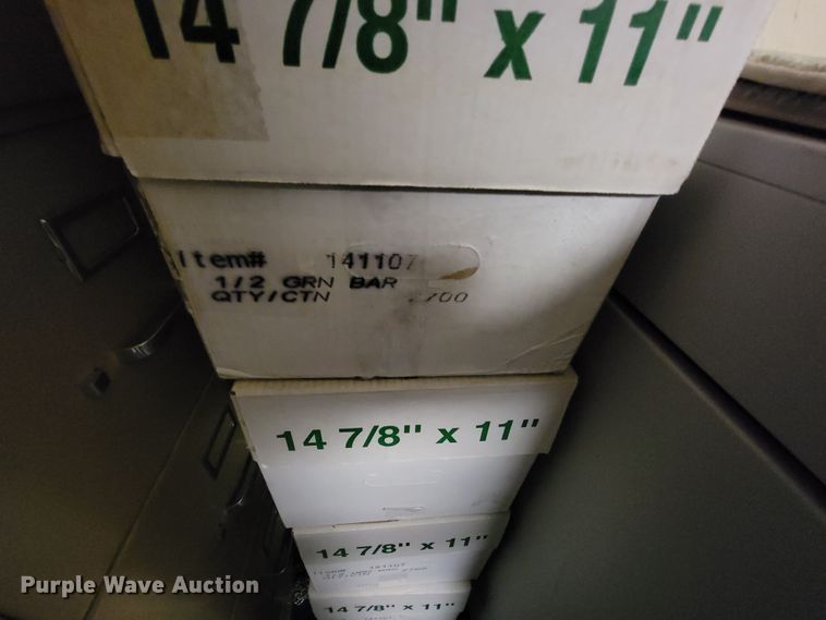 image for item JE9920 Office supplies and equipment