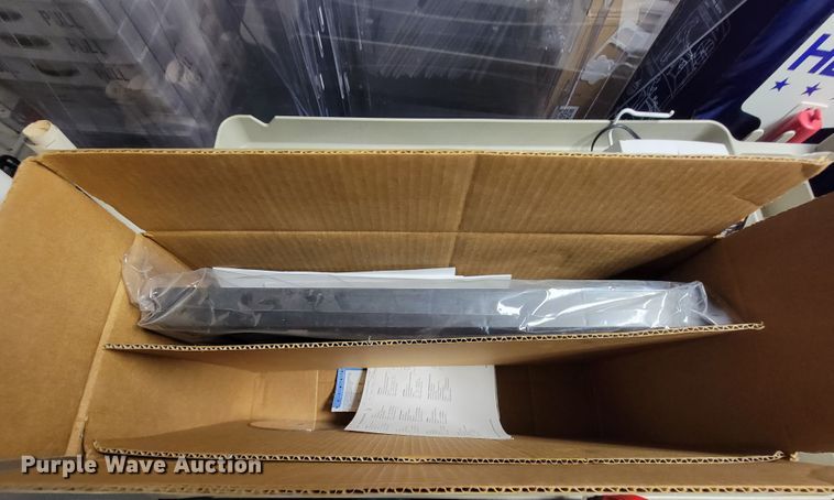 image for item JE9920 Office supplies and equipment