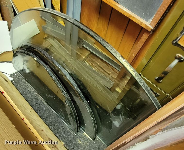 image for item JE9921 (7) half circle window panes