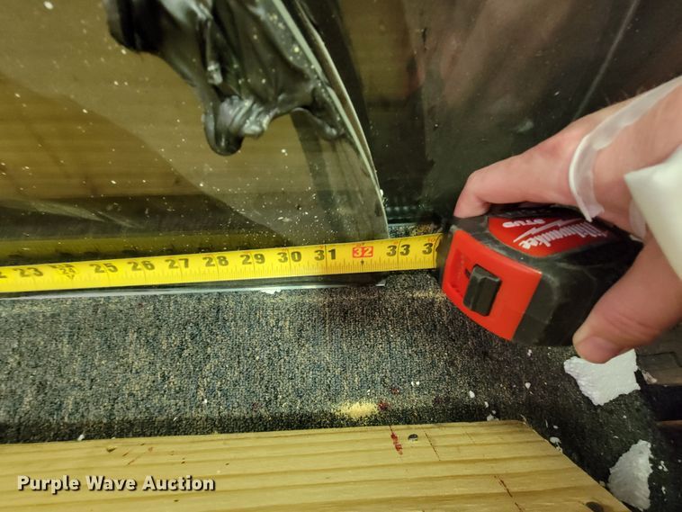 image for item JE9921 (7) half circle window panes