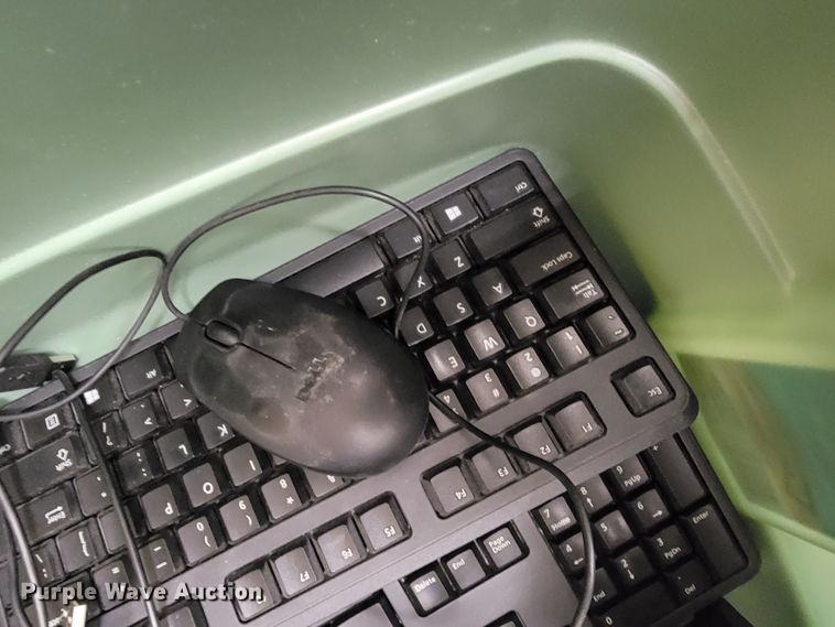 image for item JE9923 Office supplies and equipment