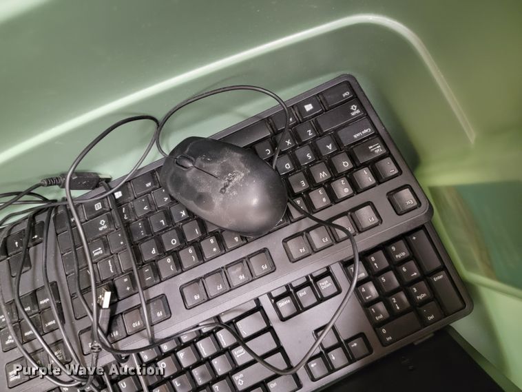 image for item JE9923 Office supplies and equipment